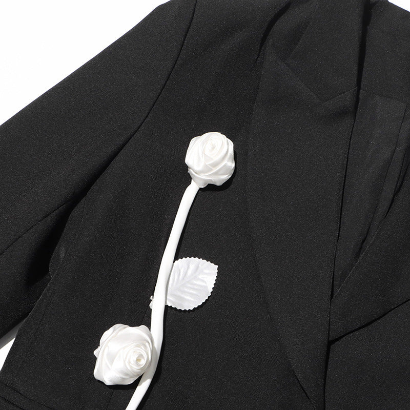 Midnight Rose Floral Blazer - Aurisélla London