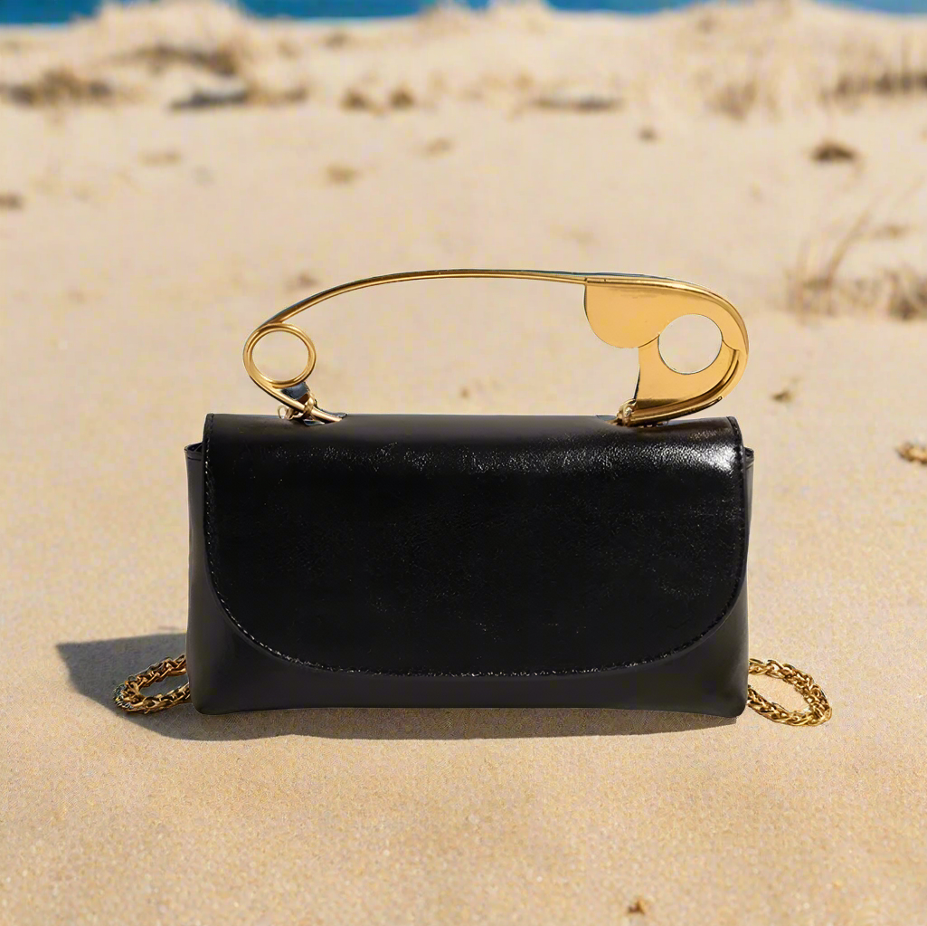 Lock & Luxe Black Bag - Aurisélla London