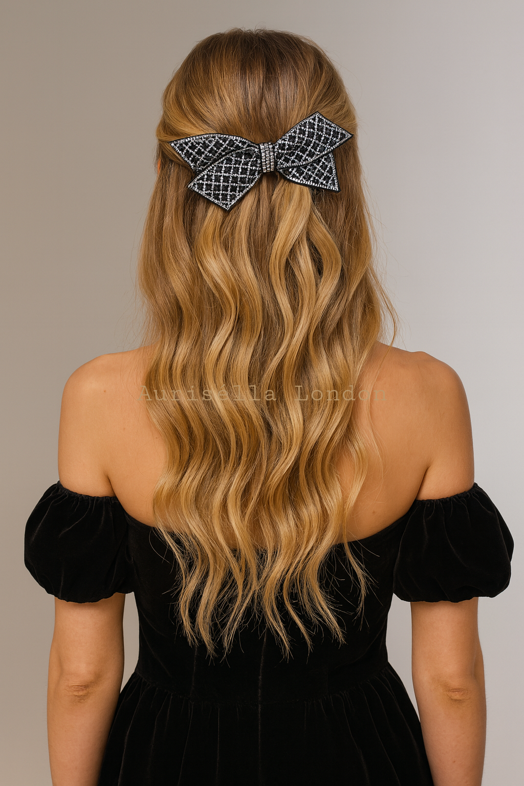 Elsa Rhinestone Bow clip - Aurisélla London